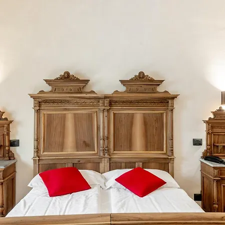 Curt di Clement Eco Mobility Hotel-2